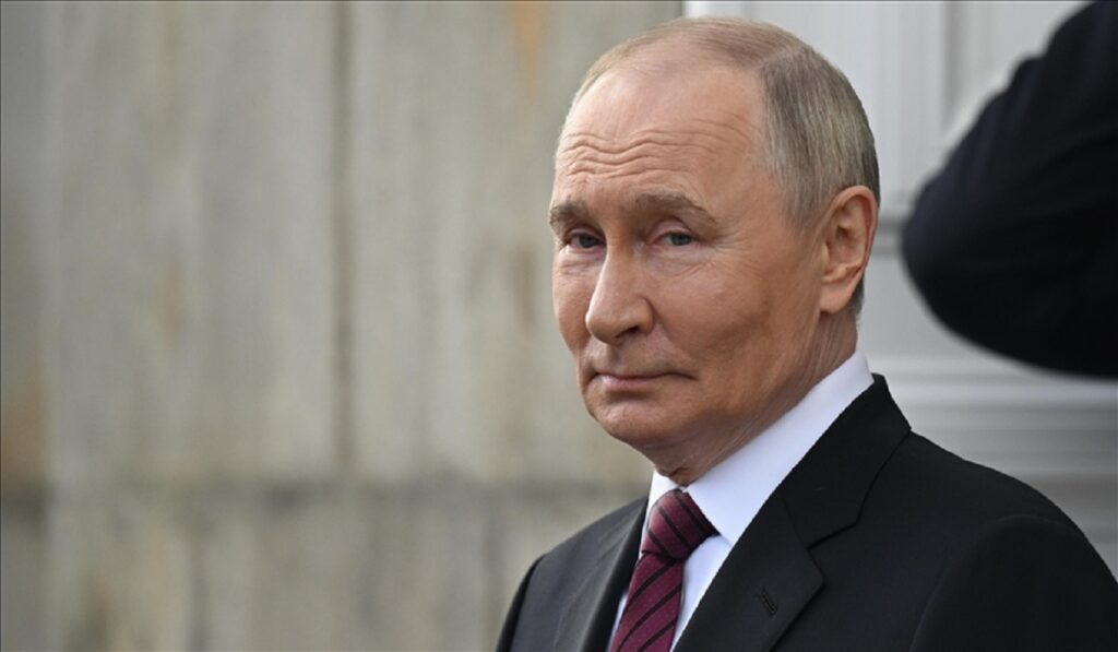 Vladimir Poutine Nous ne devons pas permettre en aucun cas que la Russie...