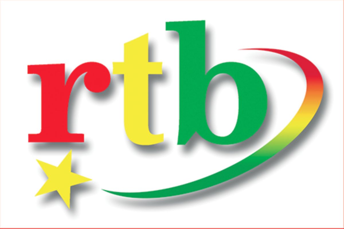 Ce lundi 25 août 2025, la Radiodiffusion Télévision du Burkina (RTB) a démenti la rumeur selon laquelle un film p0rn0 aurait été diffusé lors de son journal télévisé du soir.
