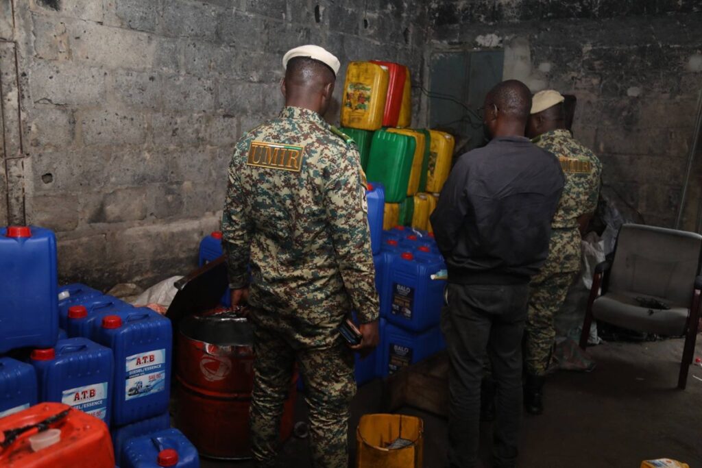 Côte d’Ivoire démantèlement d’un réseau de trafic de lubrifiants à...