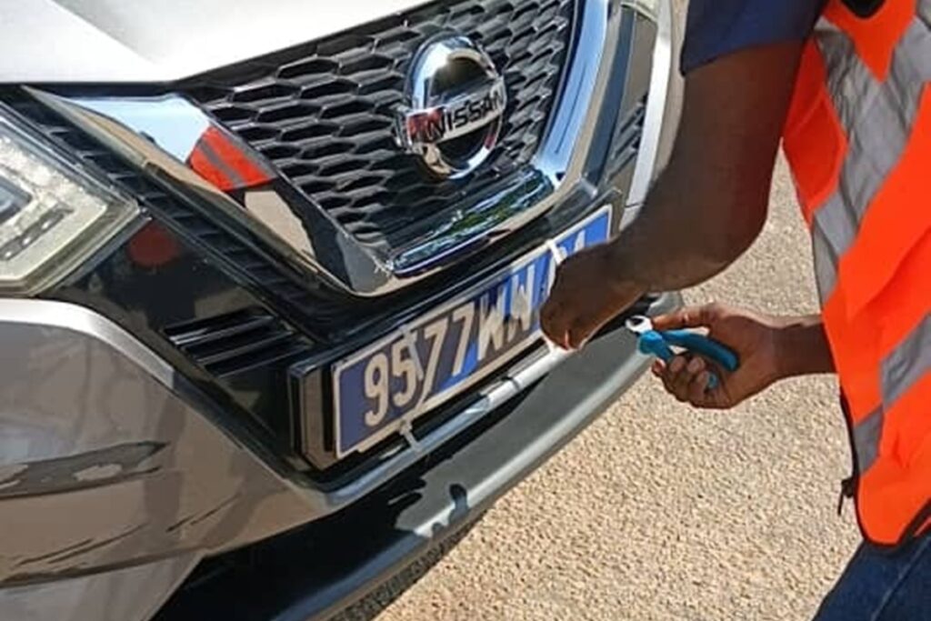 Côte d’Ivoire  les autorités dressent le bilan de l’opération de retrait des plaques illégales