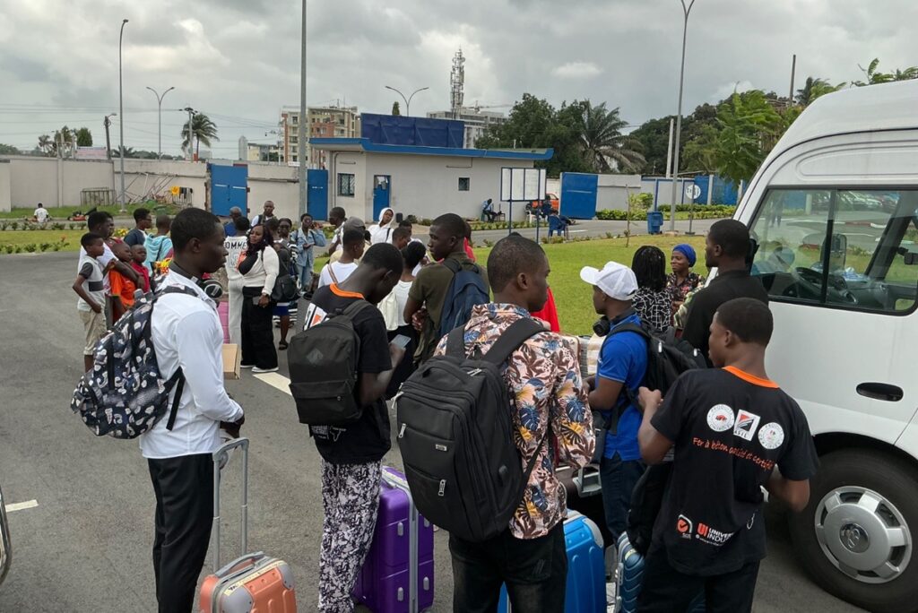 Côte d’Ivoire plus de 100 apprenants s’envolent pour le Ghana, la raison