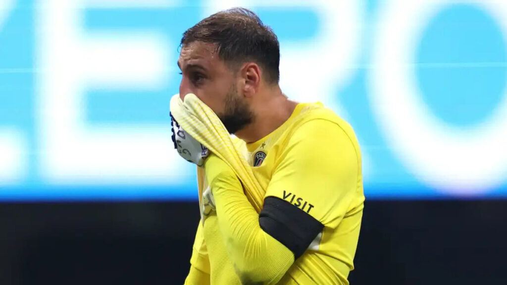 Donnarumma bientôt écarté du PSG ? Cet entraineur surprend
