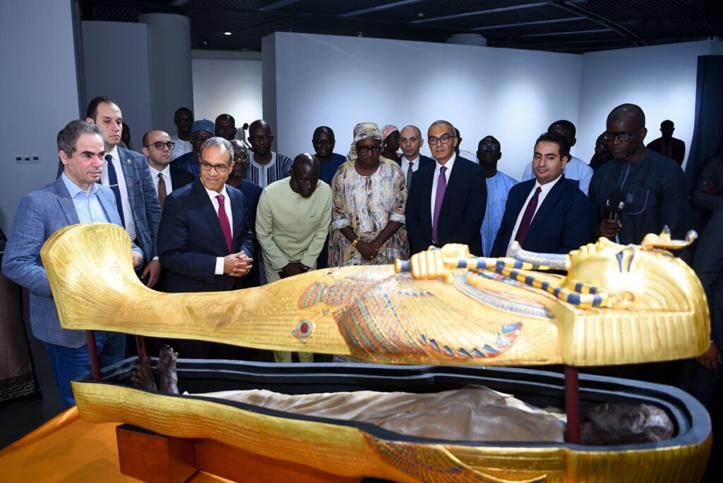 L’Égypte offre une réplique de la momie du roi Toutânkhamon à ce pays d’Afrique de l’Ouest