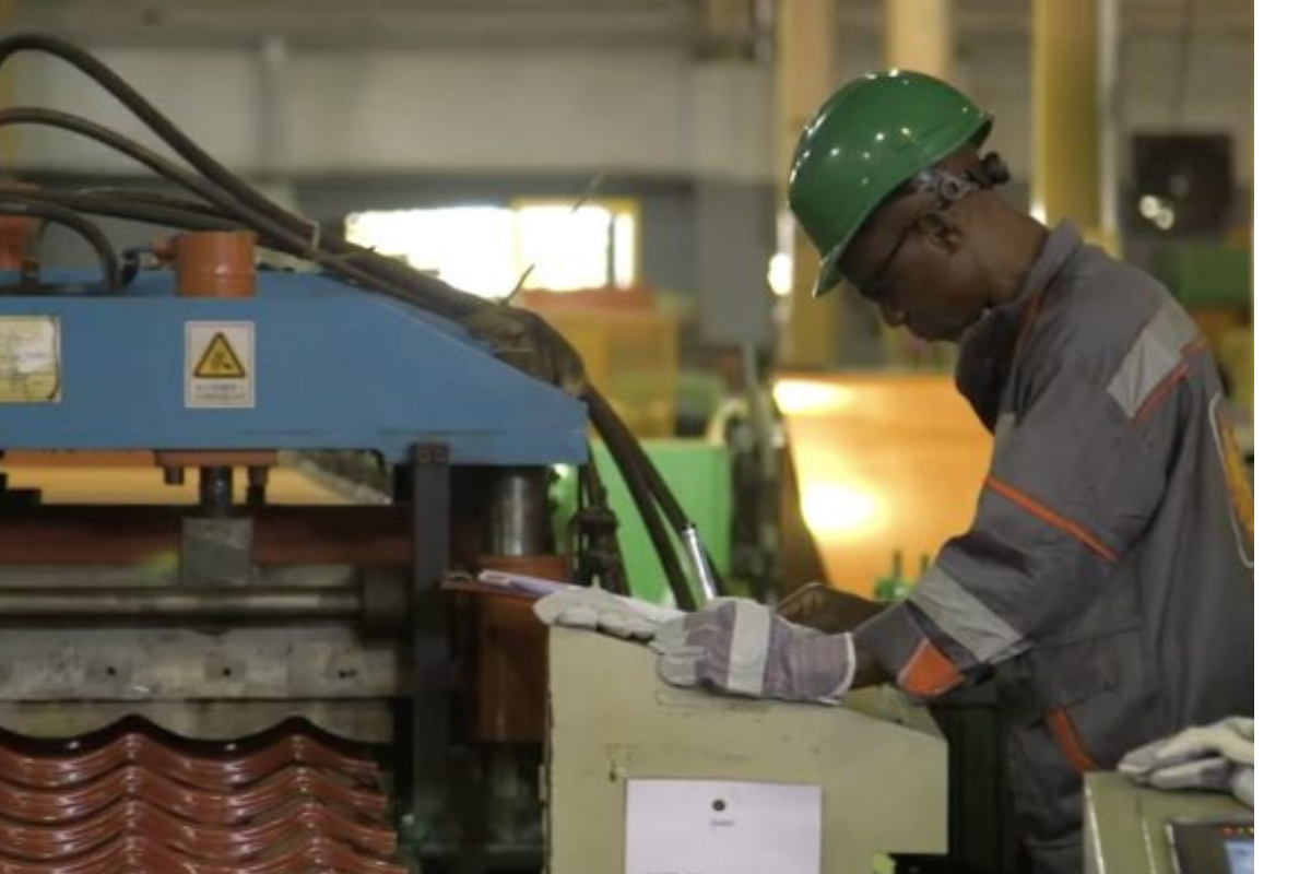 La Guinée ferme 1724 unités industrielles pour...