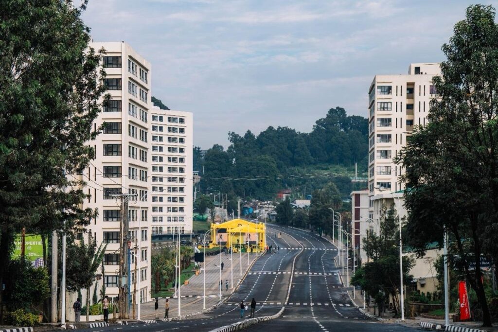 Le 3e pays d'Afrique doté du plus grand réseau routier construit 11.000 km de route
