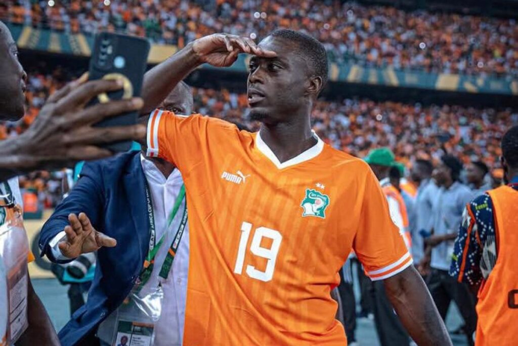 Nicolas Pepe l’Ivoirien signe un nouveau contrat avec…