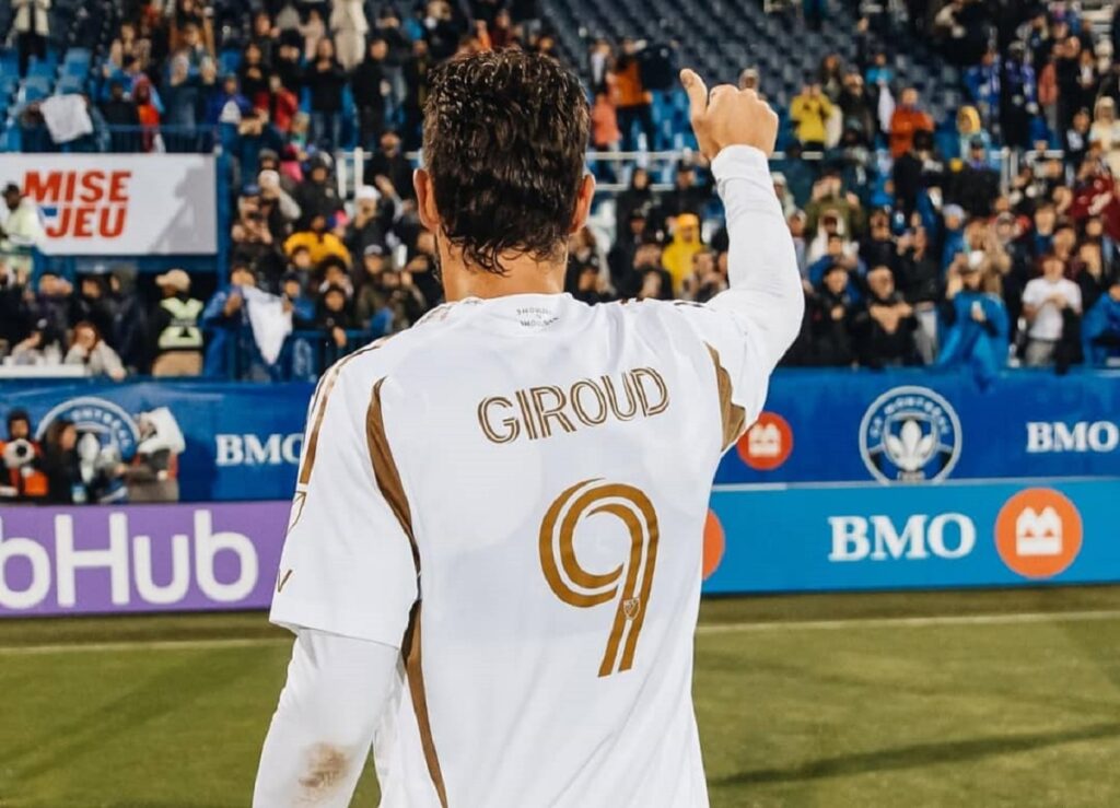 Officiel Olivier Giroud s'offre une dernière danse et va retrouver Mbappé sous les couleurs du...