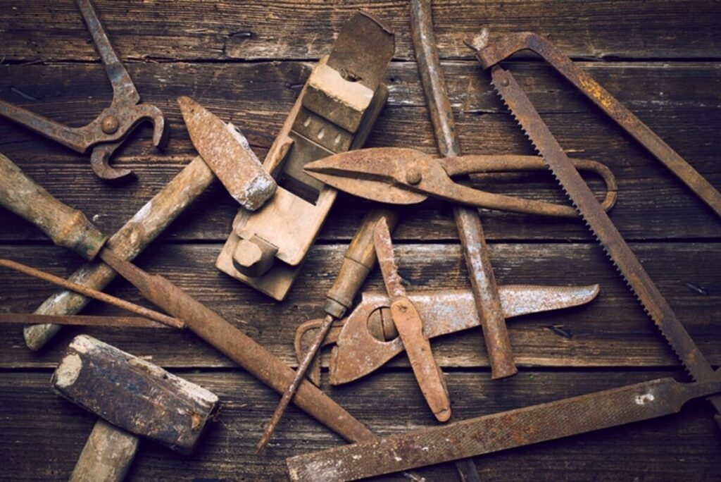 Bon à savoir : vous pouvez redonner vie à vos objets rouillés avec cette astuce efficace très simple