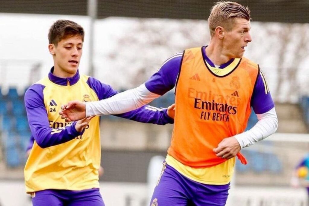 Toni Kroos cash sur Arda Güler “La différence entre lui et les autres jeunes, c’est…”