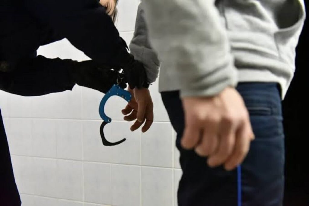 Un couple de Français soupçonné de vouloir sacrifier leur fils au Sahara pour qu'il ressuscite comme Jésus