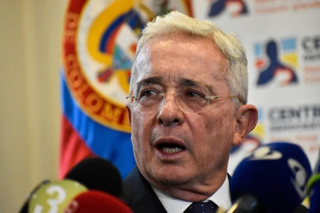 Álvaro Uribe