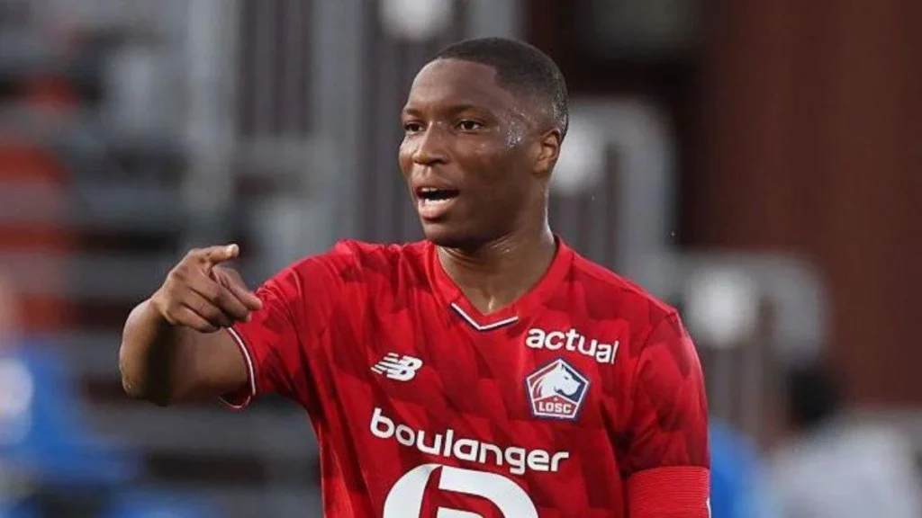 Mercato : le défenseur Bafodé Diakité quitte Lille pour ce prestigieux club anglais