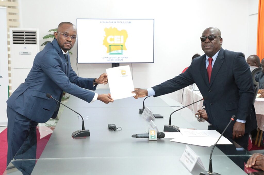 Côte d'Ivoire Wilfried Zahui joint l’acte à la parole ; il dépose sa candidature pour la présidentielle de 2025