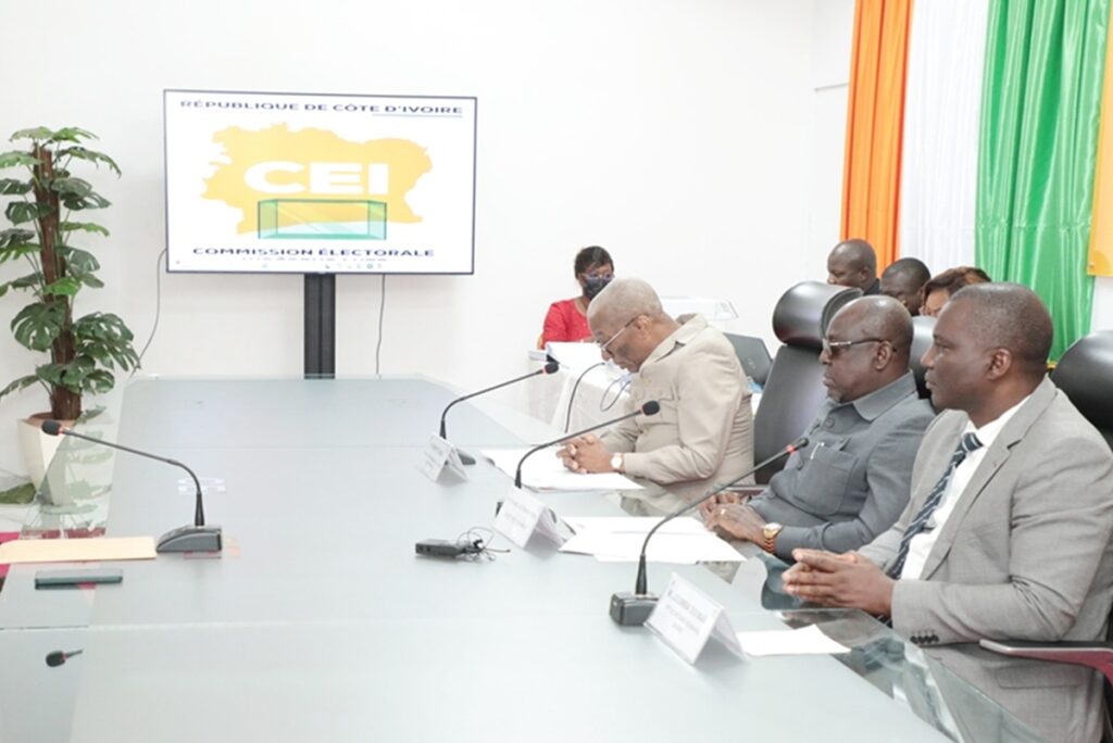 Côte d'Ivoire la CEI ouvre la période de demande d'accréditation pour l'observation de la présidentielle de 2025