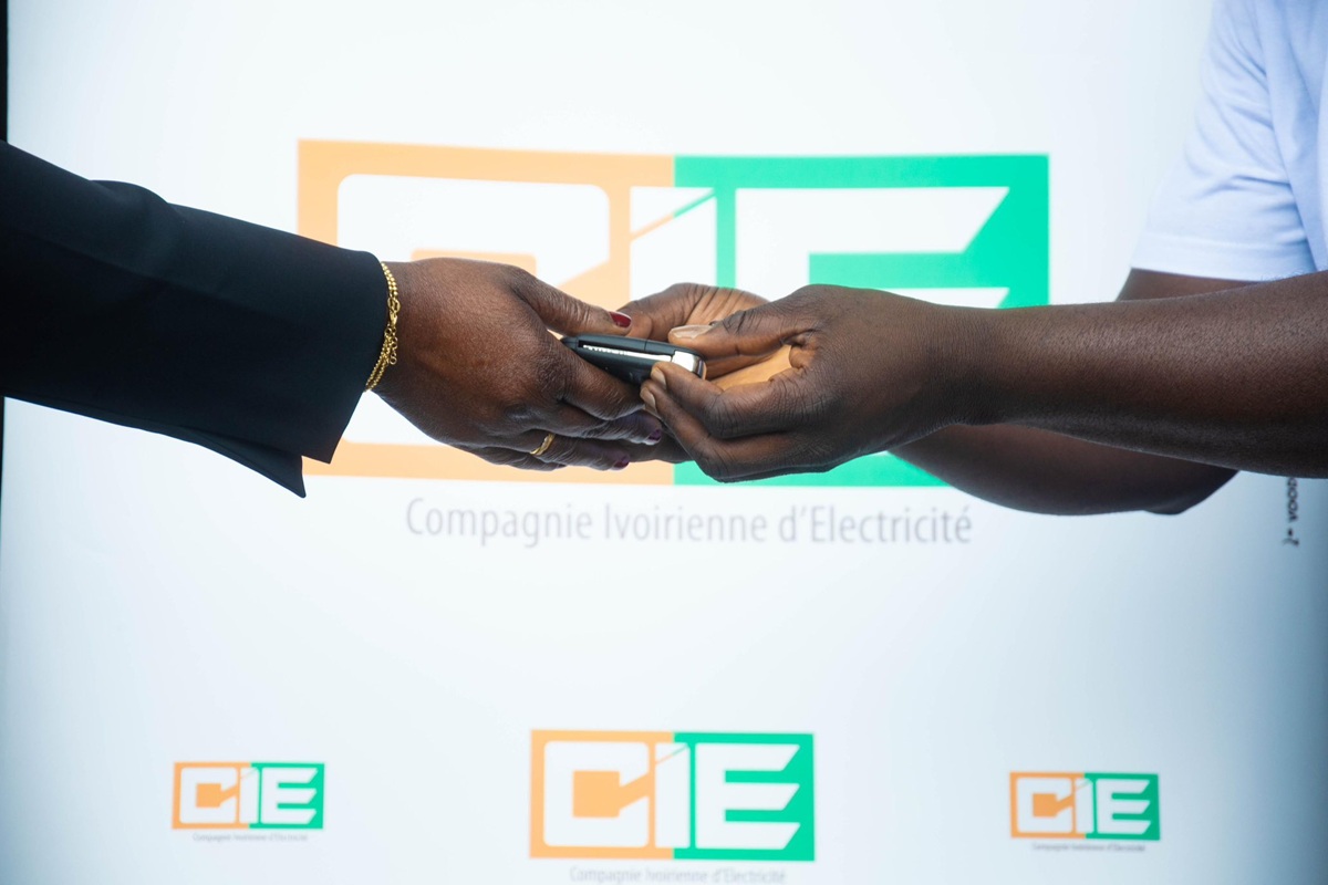 Côte d'Ivoire la CIE emboîte le pas à la SODECI et s'offre...