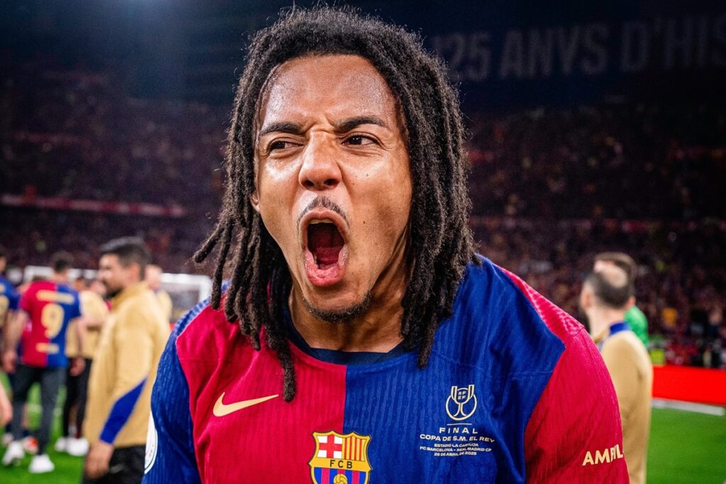 FC Barcelone le club prolonge le contrat de Jules Koundé jusqu'en...