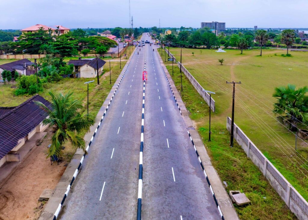 Le Nigeria met en service 16 km de route essentiel pour les pays d'Afrique de l’Ouest