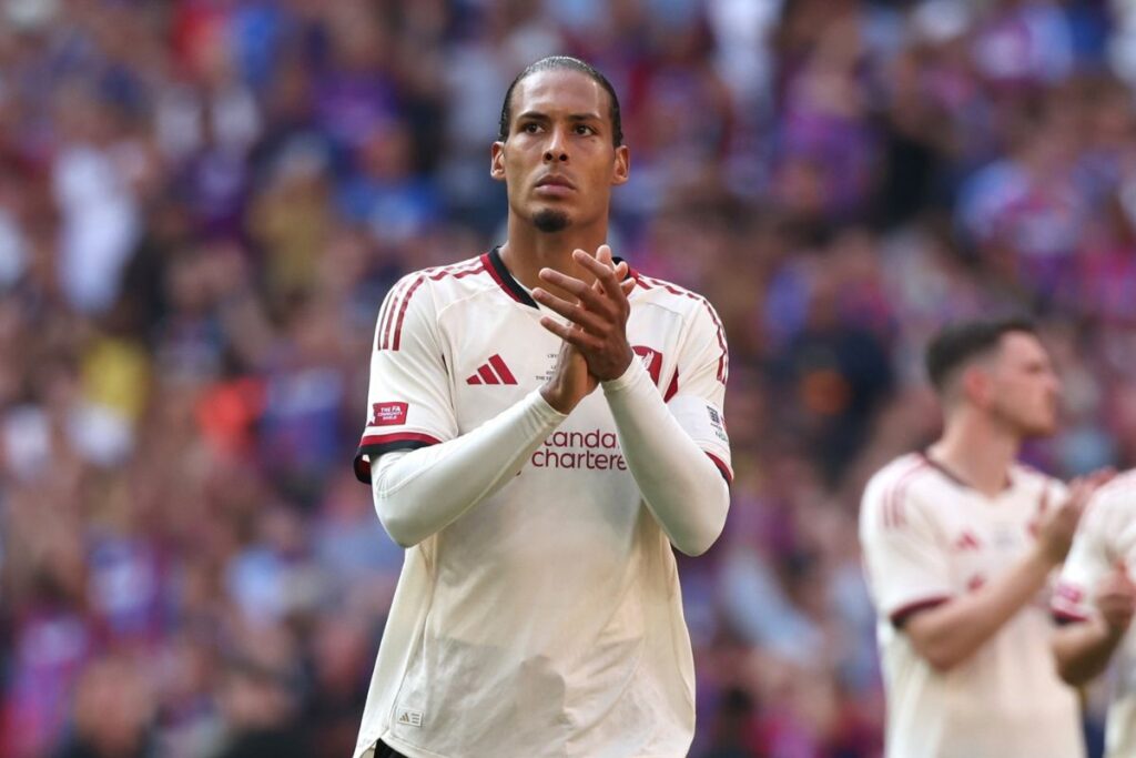 Liverpool les mots forts de Van Dijk après la défaite face à Crystal Palace