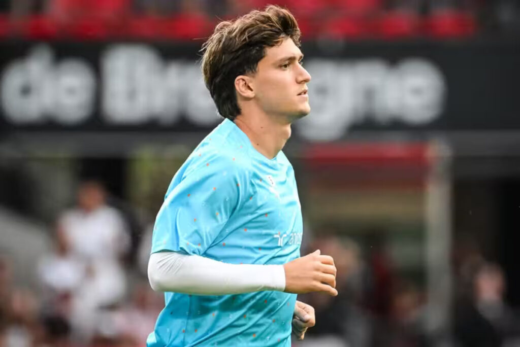 Balerdi zappe Mbappé et Cristiano et désigne le meilleur joueur du monde