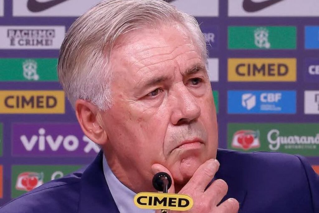 “C’était une fin impitoyable”, Carlo Ancelotti regrette son départ de…