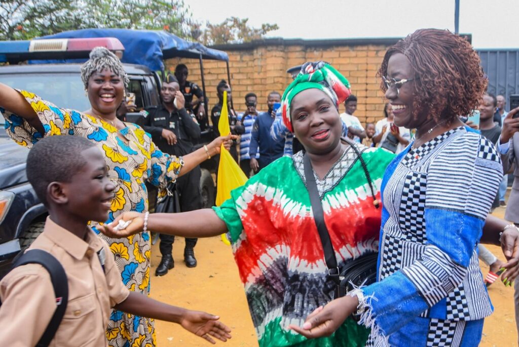 Côte d'Ivoire Manuels scolaires Mariatou Koné annonce une bonne nouvelle aux parents d'élèves