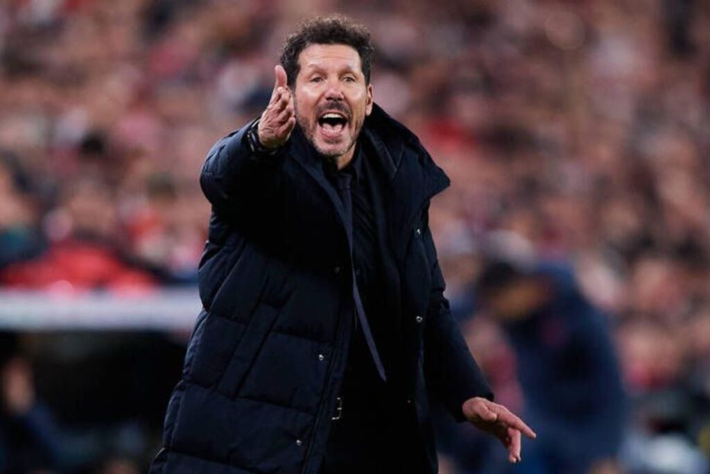 Diego Simeone explique la bagarre à Liverpool “On m’a insulté, l’arbitre m’a dit qu’il…”