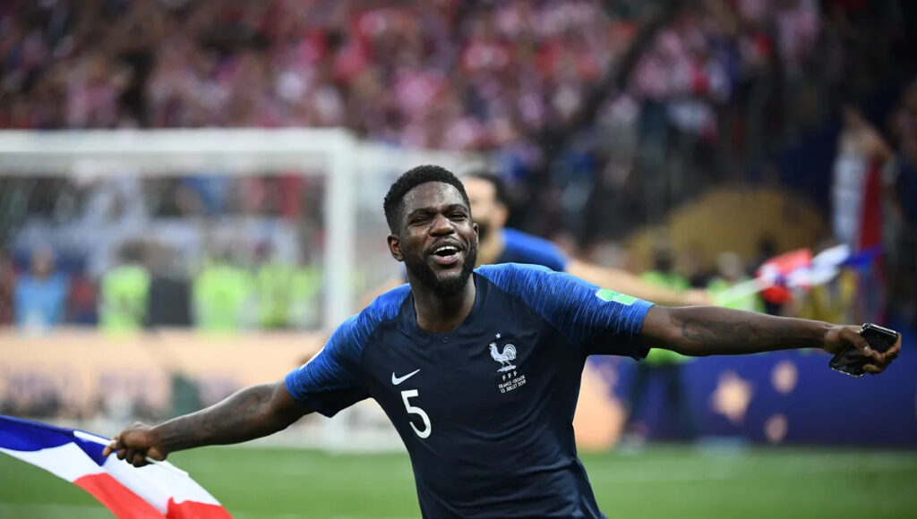 Foot : le défenseur Samuel Umtiti annonce la fin de sa carrière