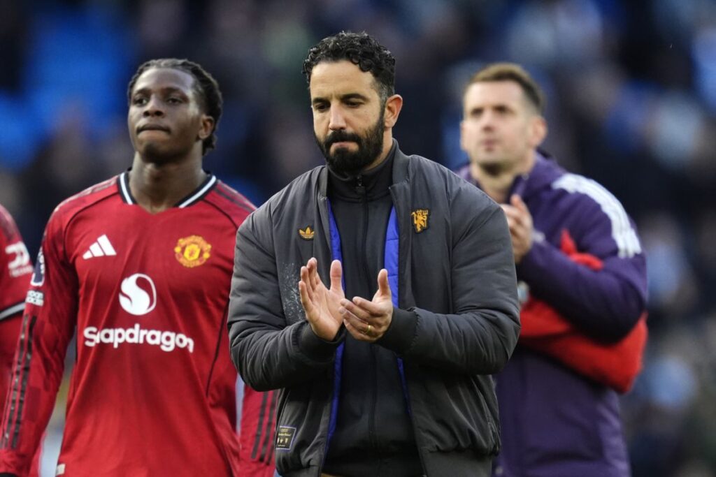 Man United Xavi à la place de Ruben Amorim La décision finale du club