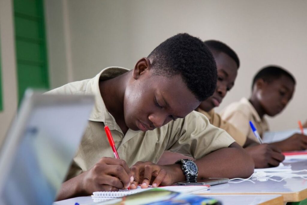 ‎Sénégal Éducation