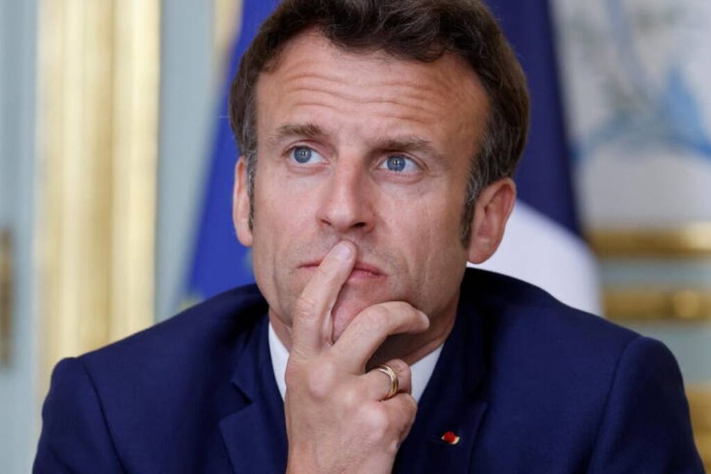 France motion de destitution Emmanuel Macron Bureau de l'Assemblée