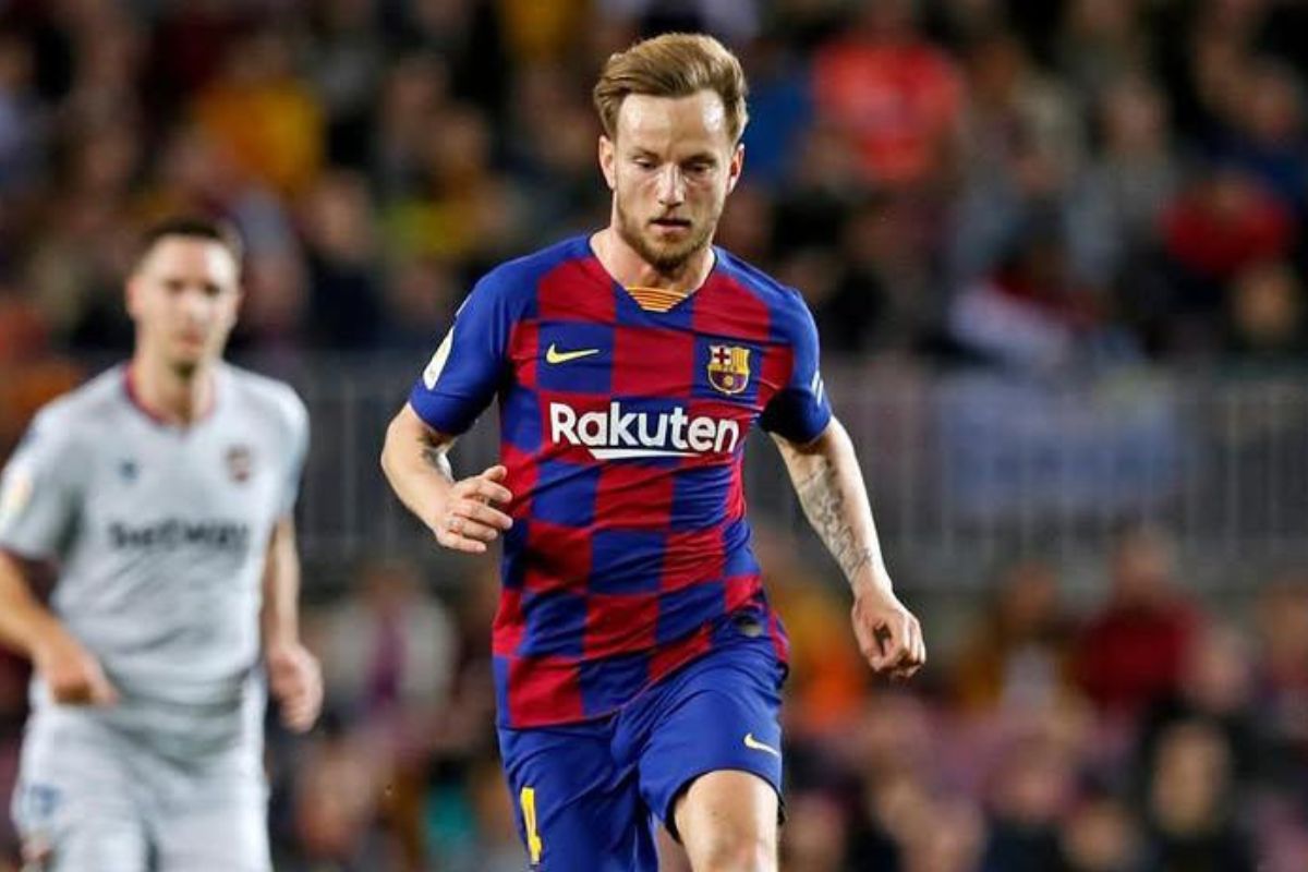 Ivan Rakitic regrette “j’étais au Barça, Cristiano Ronaldo m’a demandé de venir à…”