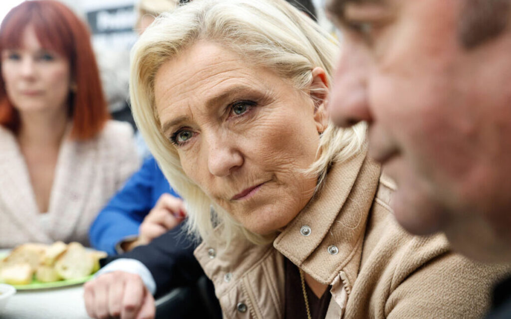Marine Le Pen déterminée à censurer le gouvernement de Sébatien Lecornu