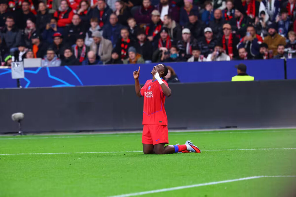 William Pacho après la victoire du PSG contre Leverkusen : "Peu importe l'adversaire, il faut toujours