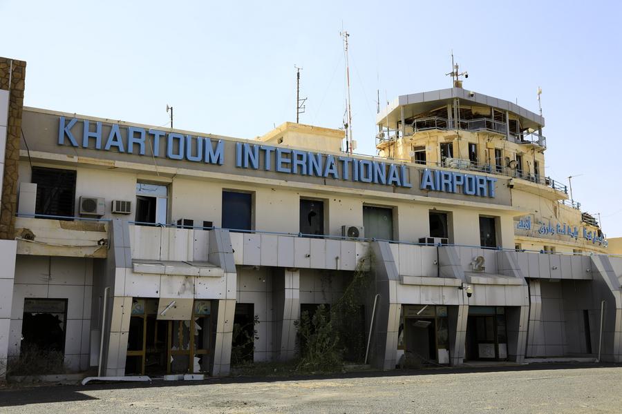 Soudan : l'aéroport de Khartoum visé par une nouvelle attaque des paramilitaires