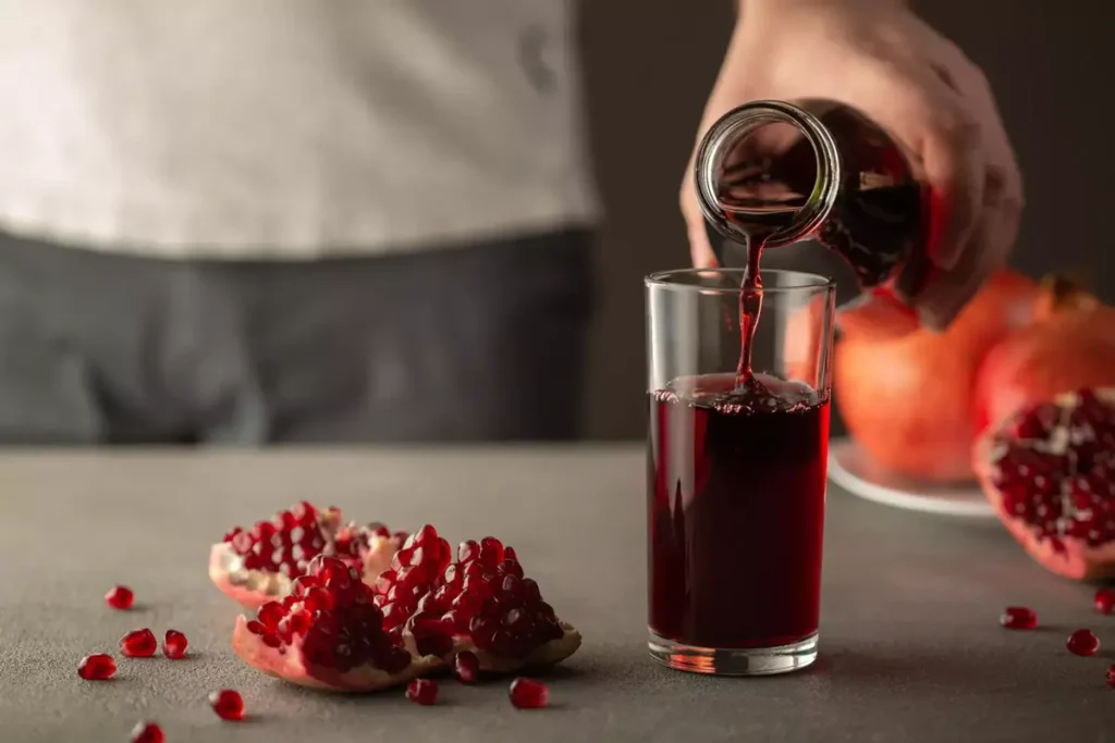 Santé : voici la meilleure boisson pour les reins ; elle nettoie et prévient la formation des calculs