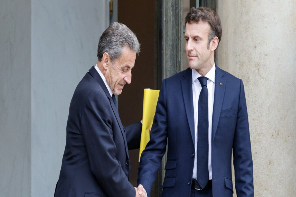 France : ce que le président Macron et Sarkozy se sont dit avant son incarcération demain
