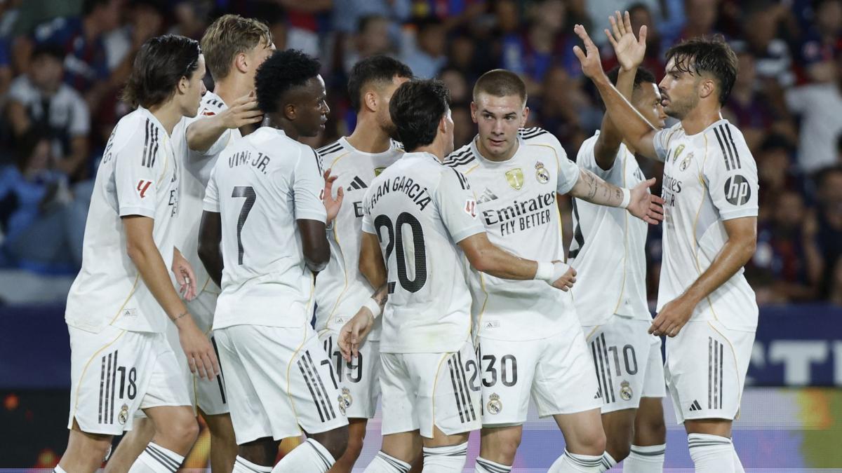 Auteur de 19 buts la saison dernière, un attaquant du Real Madrid débarque en Ligue 1 : le transfert surprise qui intrigue