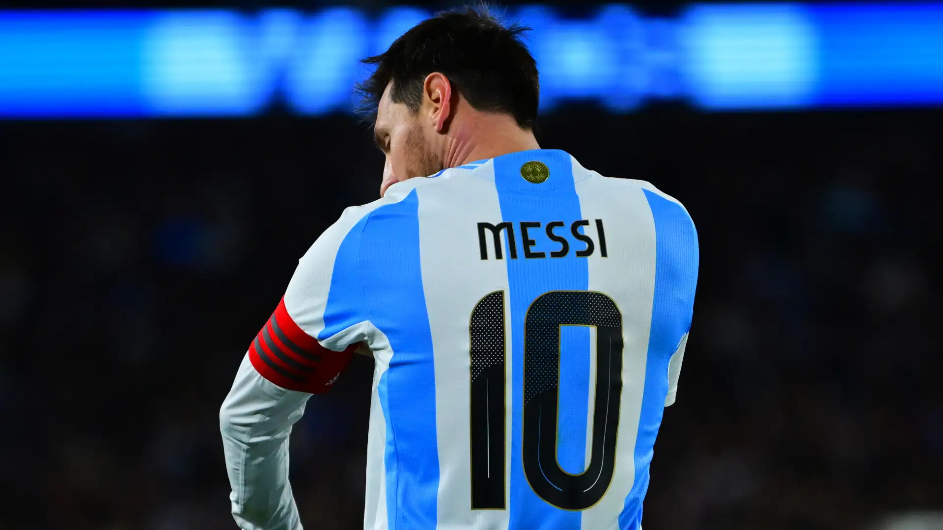 "Nous n'allons pas jouer, nous partons" : Lionel Messi avait poussé l’Argentine à quitter le terrain face au Brésil, la FIFA avait…