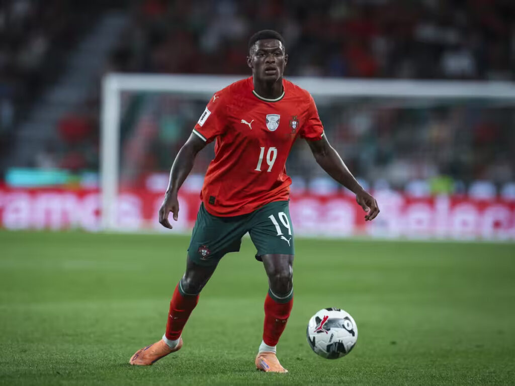 "Aucun joueur ne peut remplacer Nuno Mendes", l'absence du latéral fait mal au Portugal