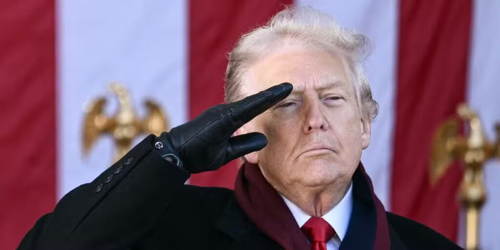 États-Unis : Donald Trump fait l'éloge d'un médecin controversé BBC contre Donald Trump : le président américain ne veut rien lâcher