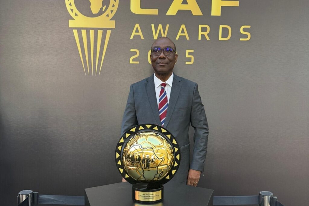 CAF Awards 2025 : La FIF restitue le trophée à la CAF