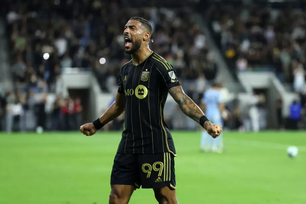 Dénis Bouanga : le Gabonais réalise une performance XXL avec son club Los Angeles