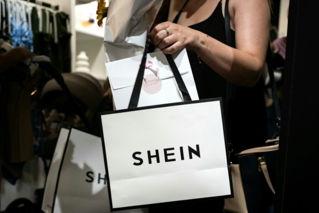 En plein scandale, la boutique Shein à Paris attire des milliers de personnes