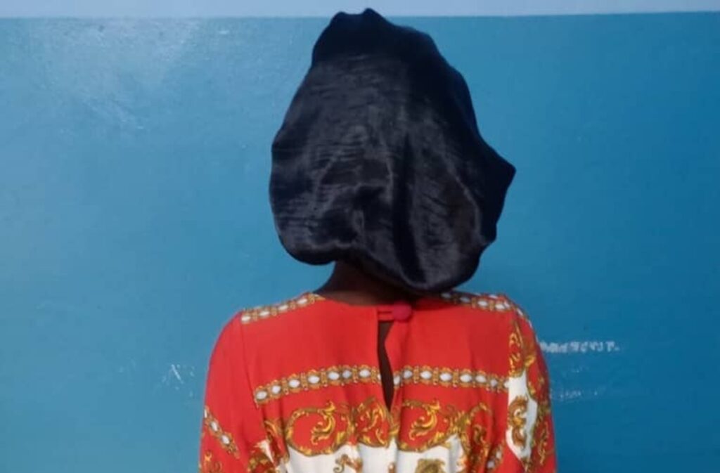 Horreur au Sénégal elle accouche en secret et jette son nouveau-né à la poubelle