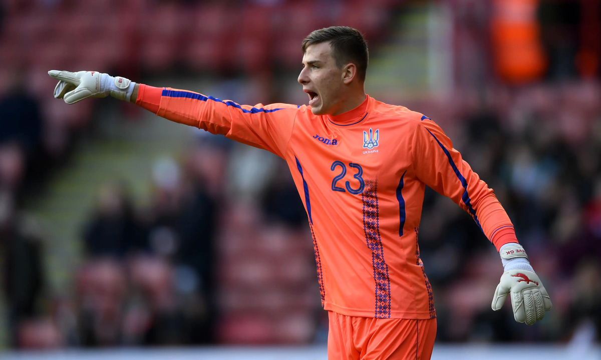 Mondial 2026 (Q) : accusé d’avoir snobé l’Ukraine, Lunin remet les choses au clair