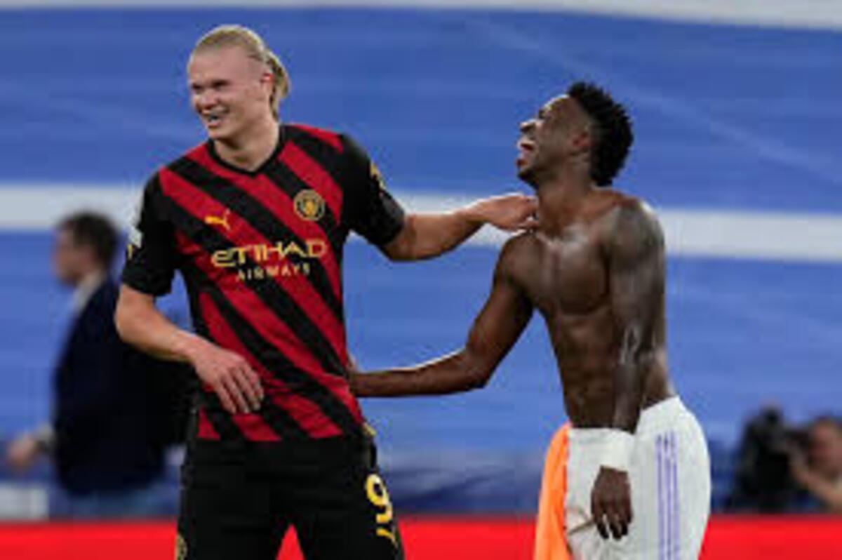 Coup de tonnerre : un improbable échange Haaland -Vinicius, le Real Madrid y songe sérieusement pense