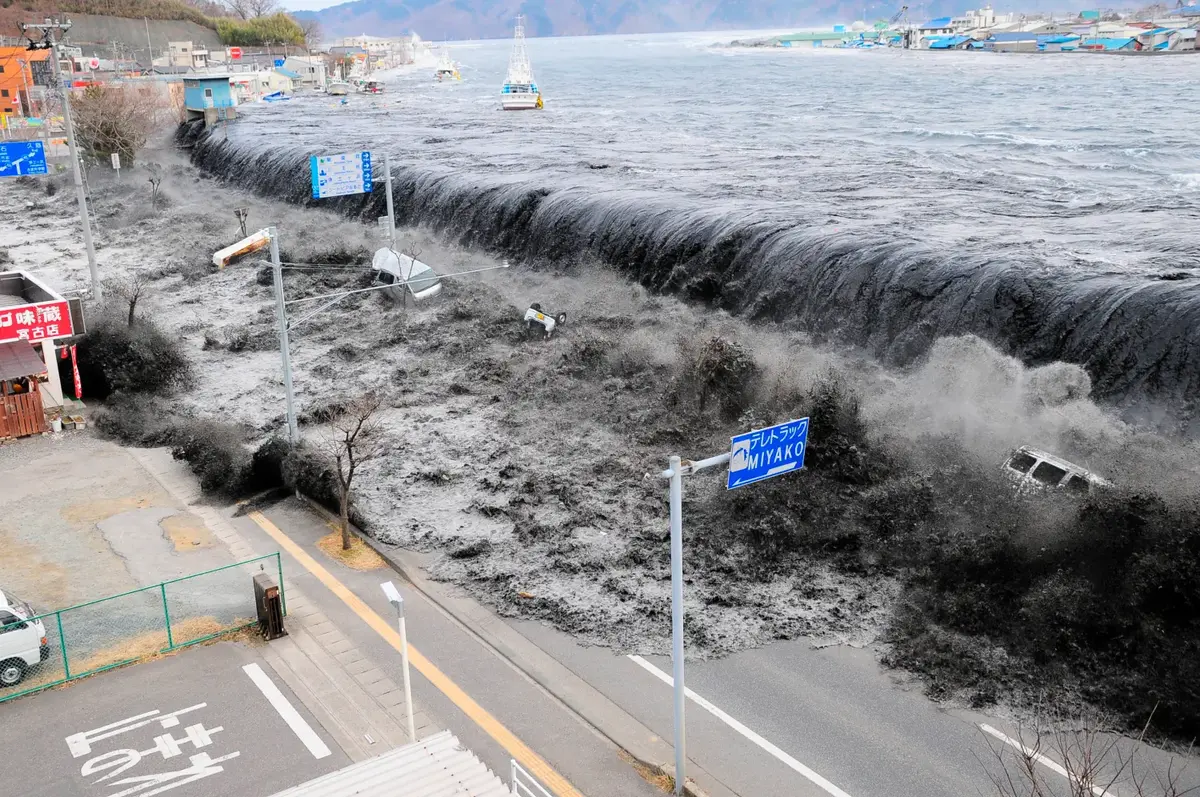 Japon : le pays émet une sérieuse alerte au tsunami après un séisme de magnitude 6,7
