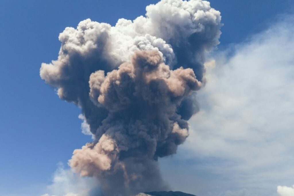 ‎Éruption volcanique Ethiopie compagnies indiennes