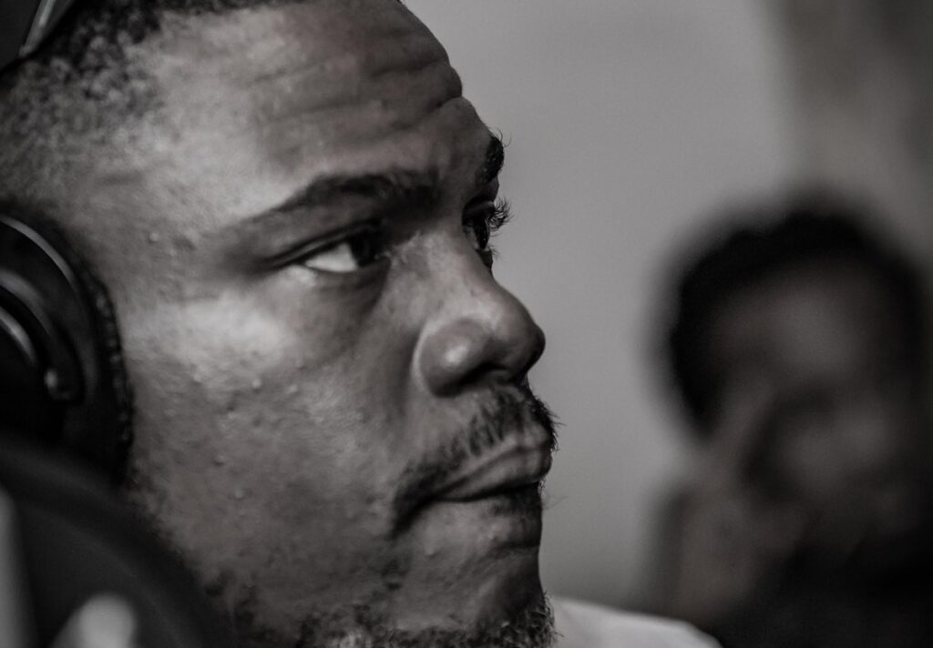 Après sa femme Nadiya Sabey, Ariel Sheney perd son père