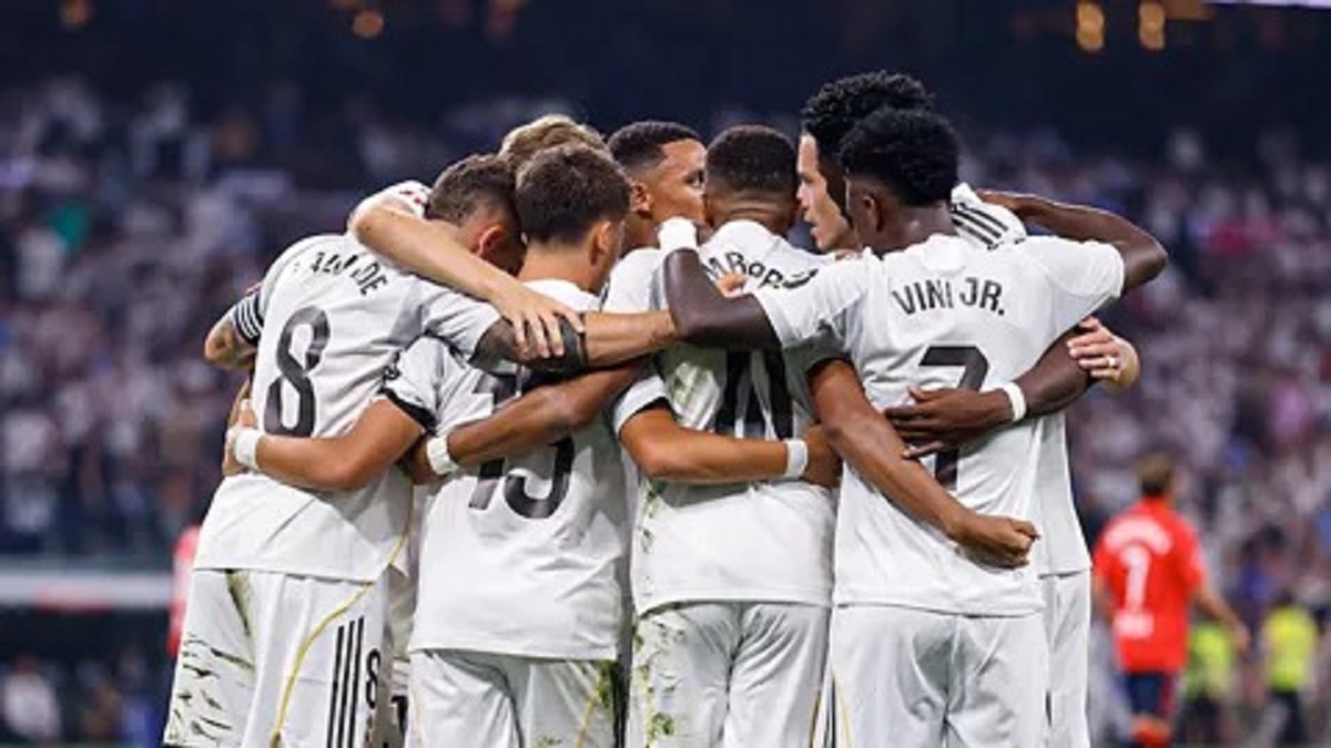 Real Madrid : Florentino Pérez tient sa première grande recrue en défense
